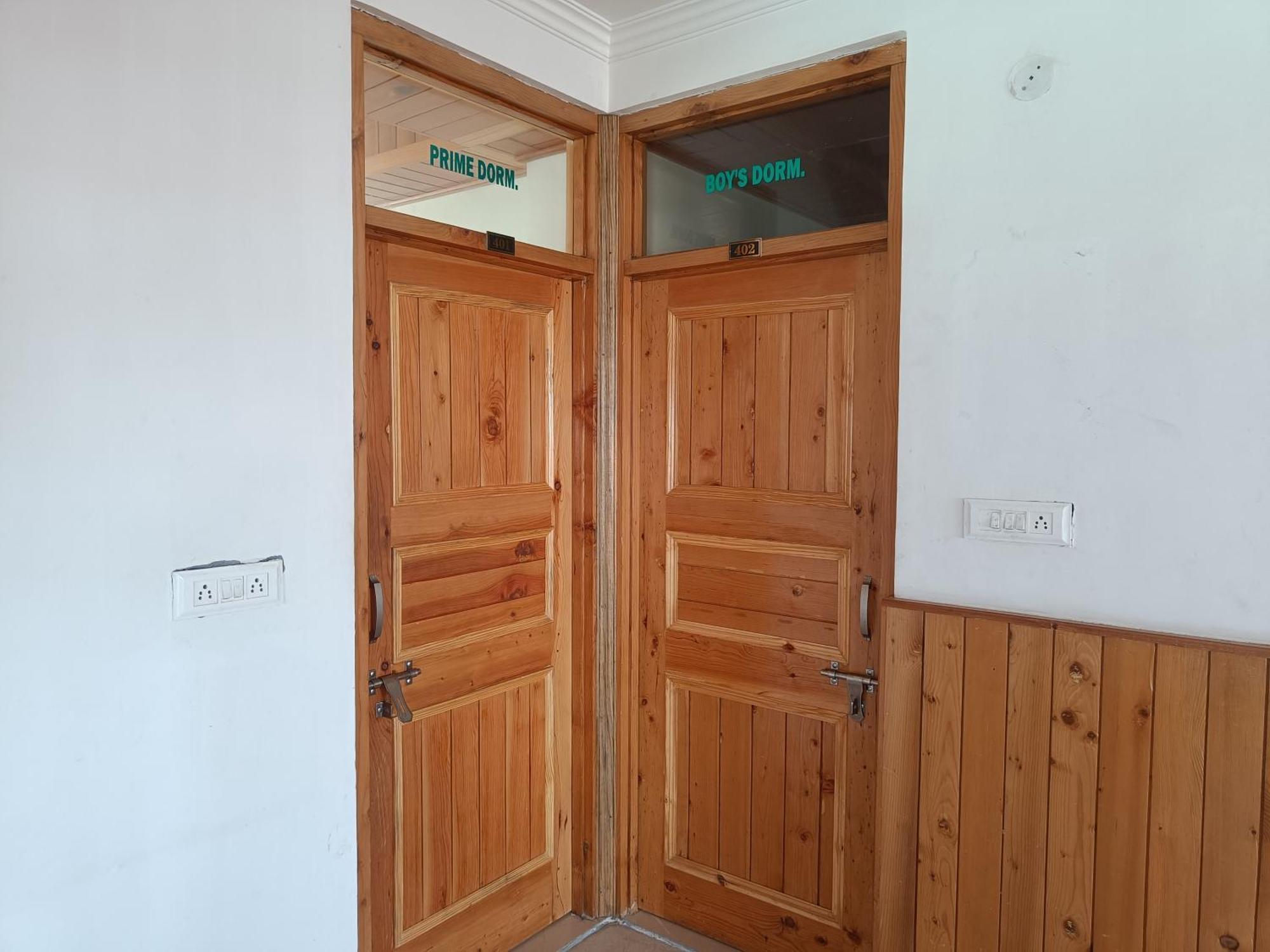 Leela Home Manali  Exterior photo