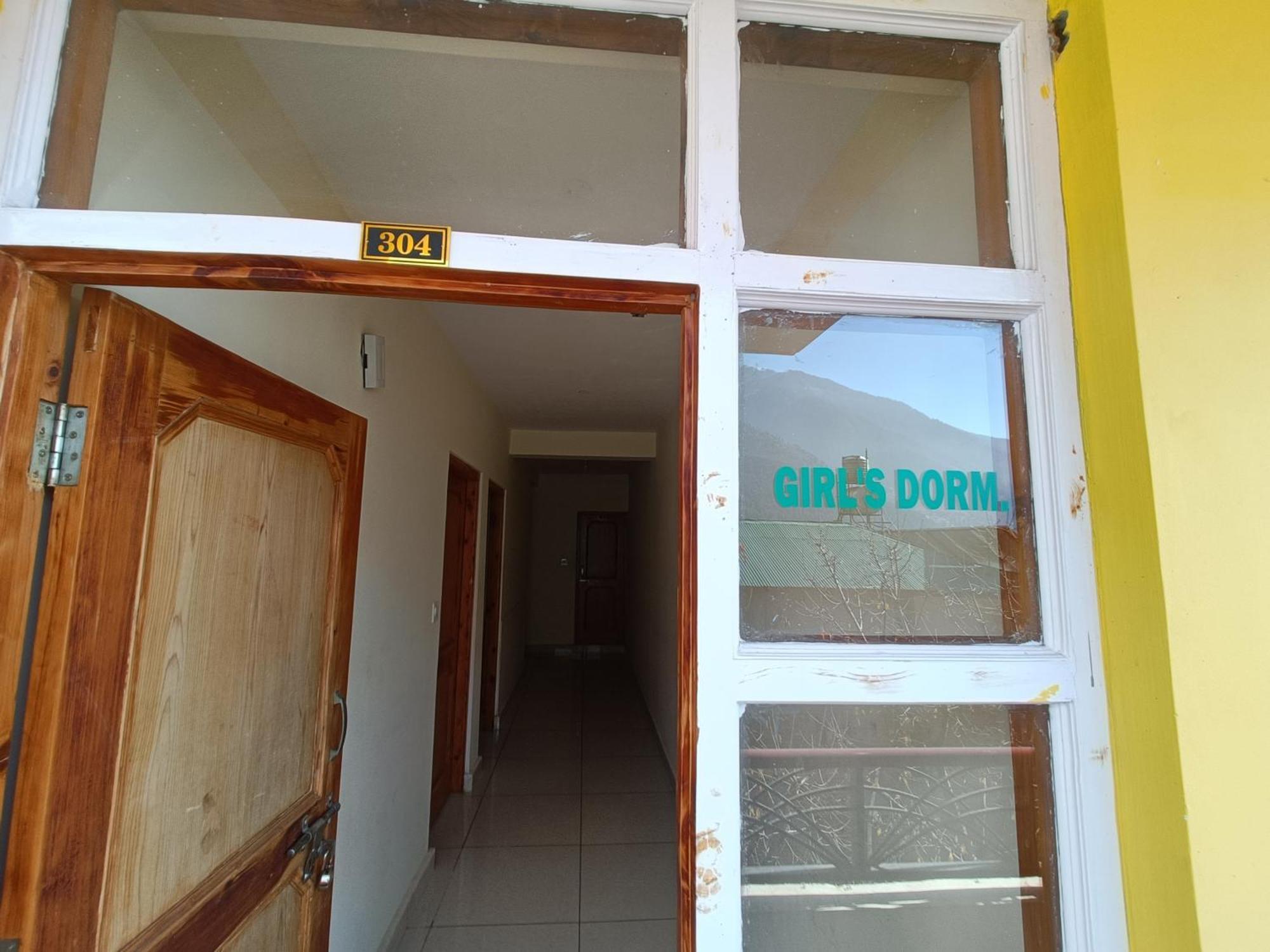 Leela Home Manali  Exterior photo